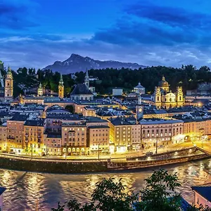 Riverside , Salzburg Österreich