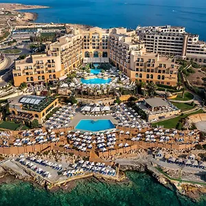 Corinthia St George's Bay 5*, Saint Julian's Μάλτα